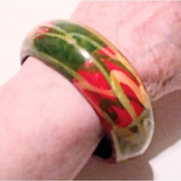 Hand Painted Abstract Design Wood Bangle Bracelet * - Picture 4 of 4